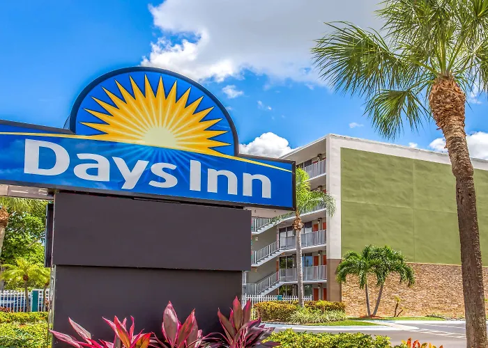 Days Inn By Wyndham Fort Lauderdale Airport Cruise PortAirport Hotel