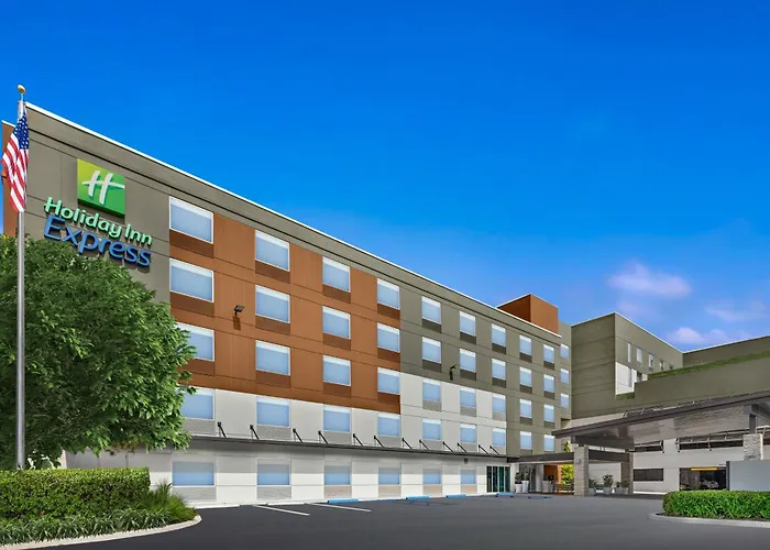 Holiday Inn Express Ft Lauderdale Cruise-Airport By IhgAirport Hotel