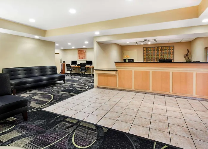 La Quinta By Wyndham Fort Lauderdale Pompano Beach