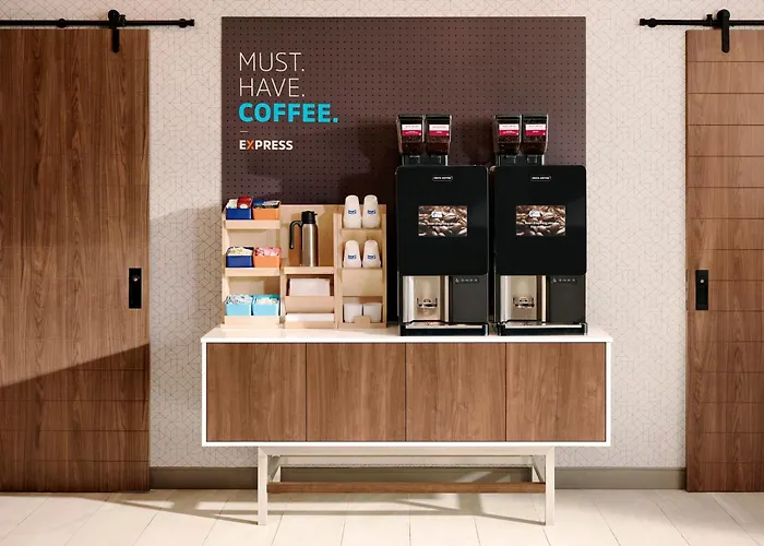 Holiday Inn Express Ft Lauderdale Cruise-Airport By IhgAirport Hotel